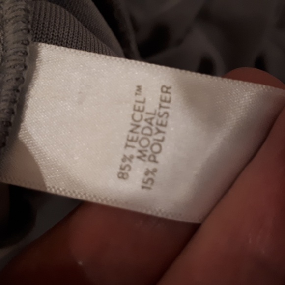 Pure Jill tensel relaxing pants. Size M.  Super soft. - Picture 4 of 4